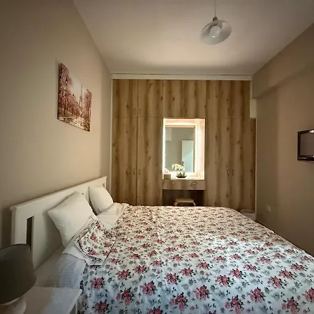 Apartament City Center, 5 Min To Beach, Fully Renovated *