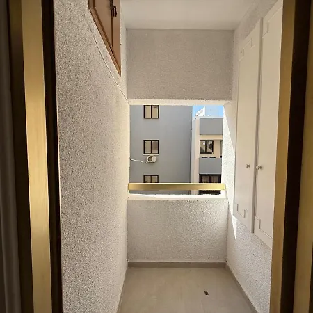 Center, 5 Min To Beach, Fully Renovated Larnaca